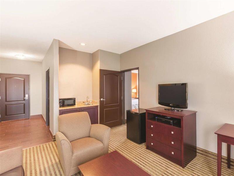 La Quinta By Wyndham Houston Iah Bush Intl Airport E Hotel Хъмбъл Екстериор снимка
