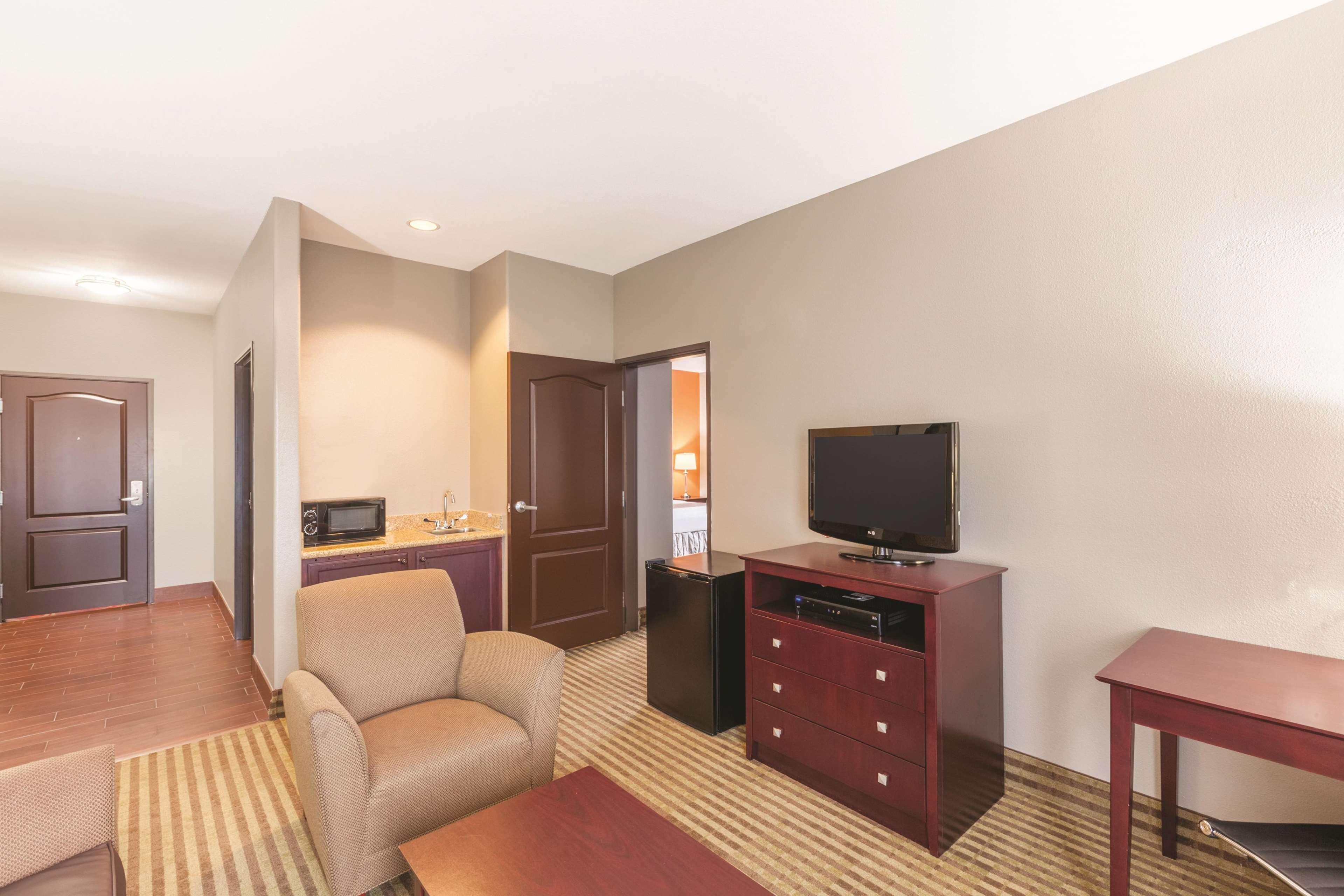 La Quinta By Wyndham Houston Iah Bush Intl Airport E Hotel Хъмбъл Екстериор снимка
