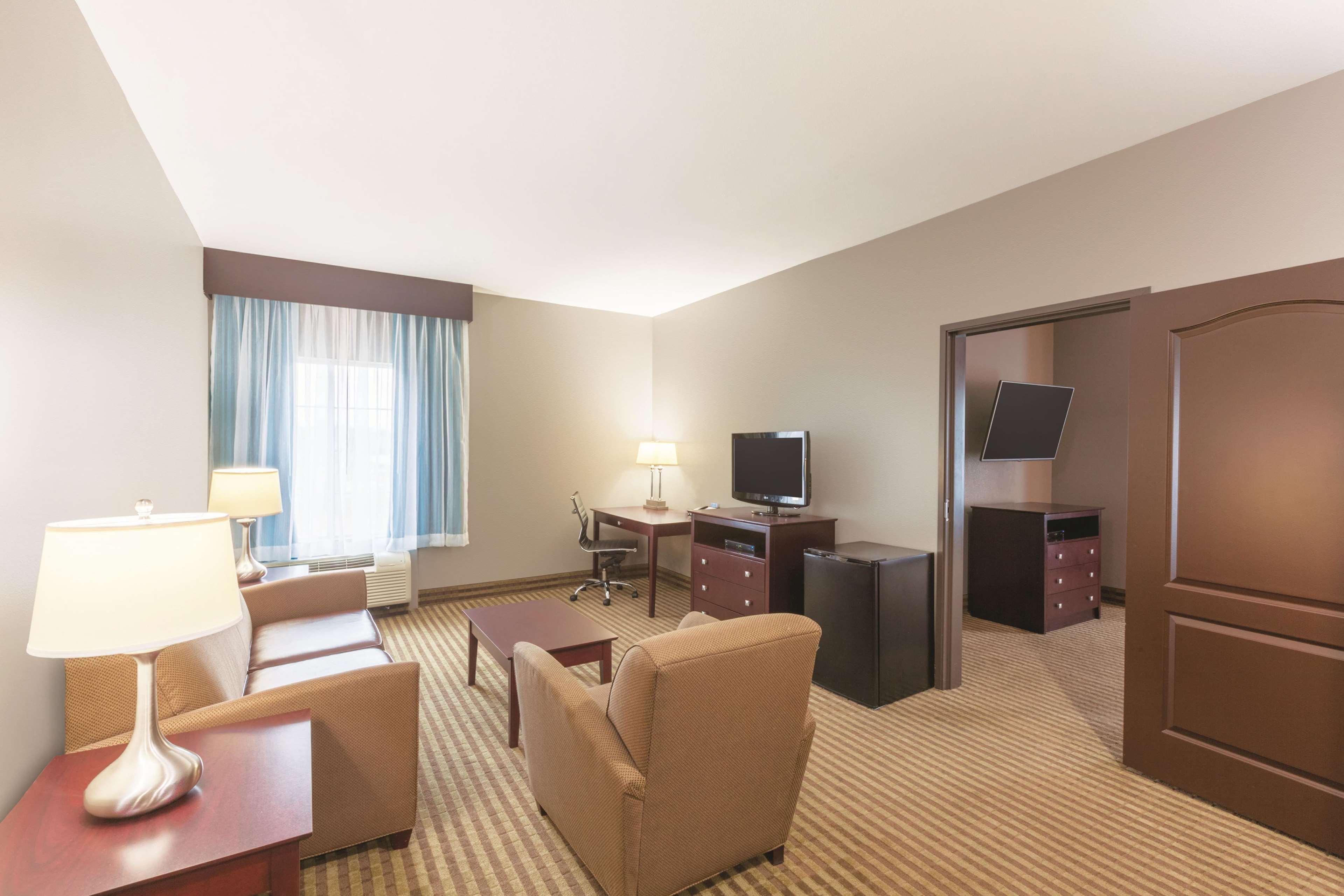 La Quinta By Wyndham Houston Iah Bush Intl Airport E Hotel Хъмбъл Екстериор снимка