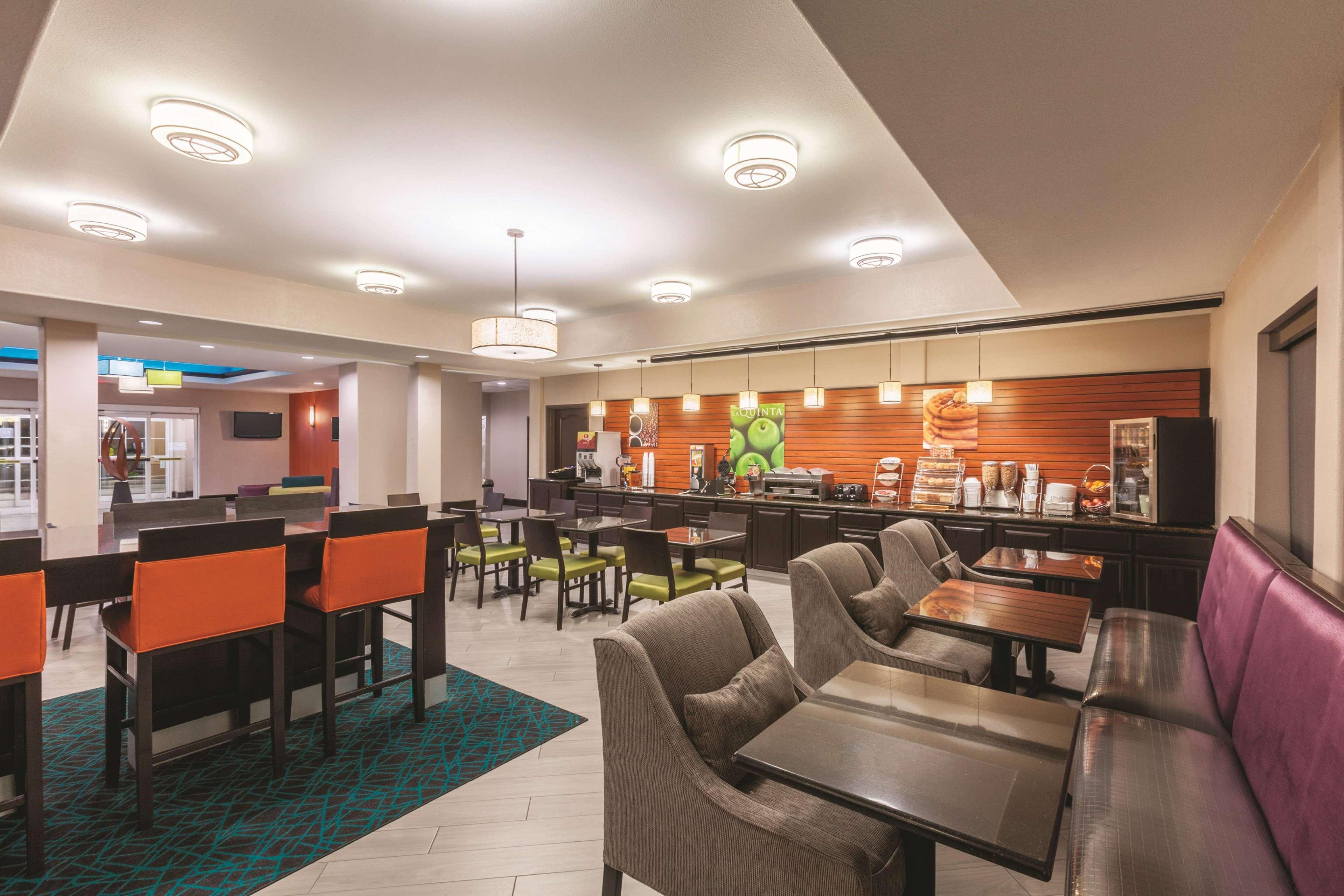 La Quinta By Wyndham Houston Iah Bush Intl Airport E Hotel Хъмбъл Екстериор снимка